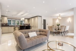 Photo 26- click for photo gallery